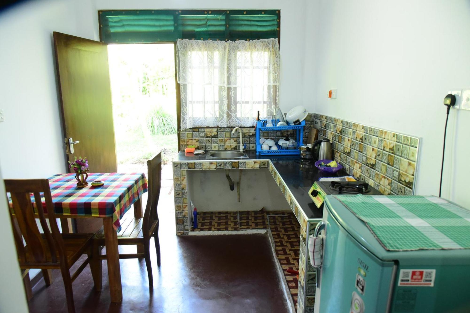 Sun Ground Villa Hikkaduwa Εξωτερικό φωτογραφία